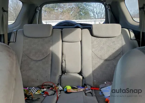 2011 Toyota Rav4 z USA, uszkodzony, nr VIN 2T3JF4DV9BW113511